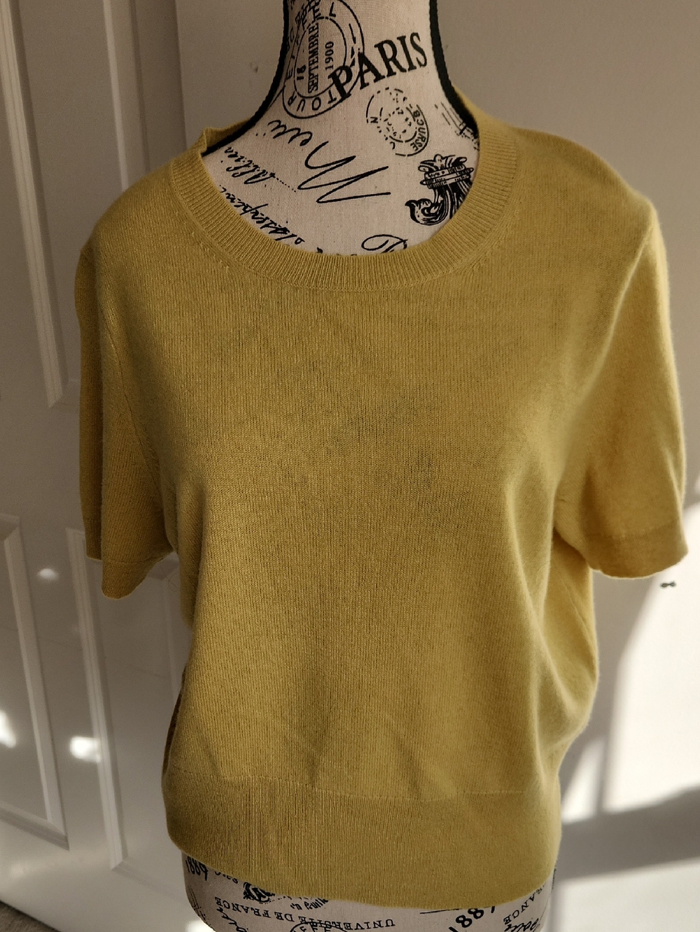 NWT J Crew Retail Chartreuse 100% Cashmere Sweater